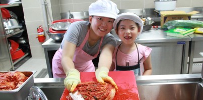 식당 자원봉사선생님들을 칭찬합니다