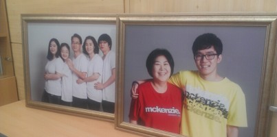 행복한가족 이벤트 액자전달