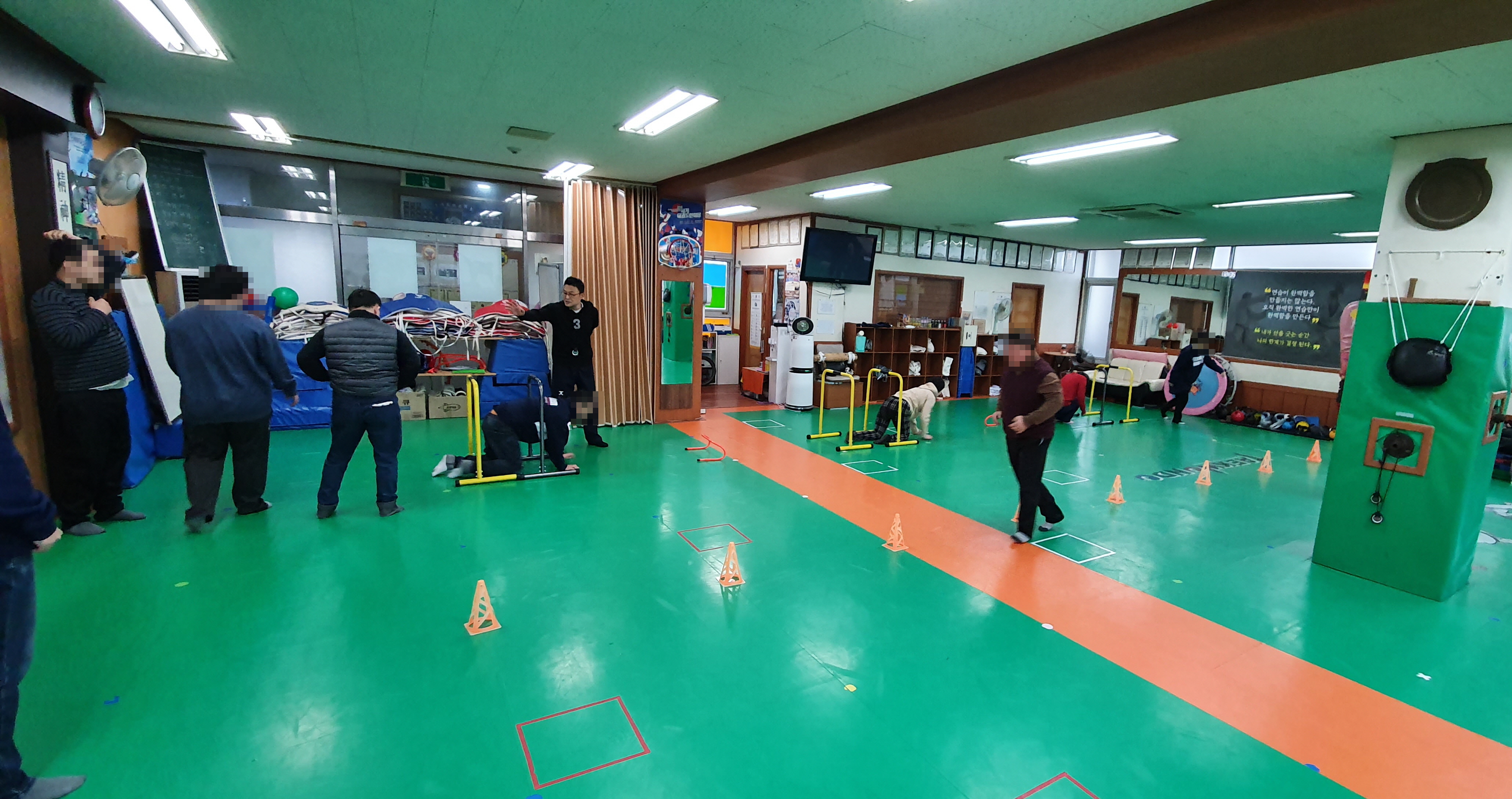 [꾸미기]KakaoTalk_20191217_191152952.jpg