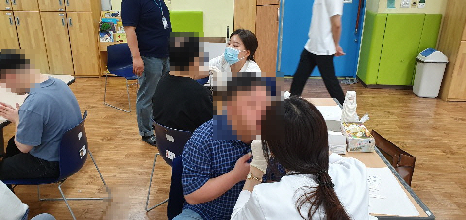 꾸미기_꾸미기_KakaoTalk_20190613_110005560.jpg